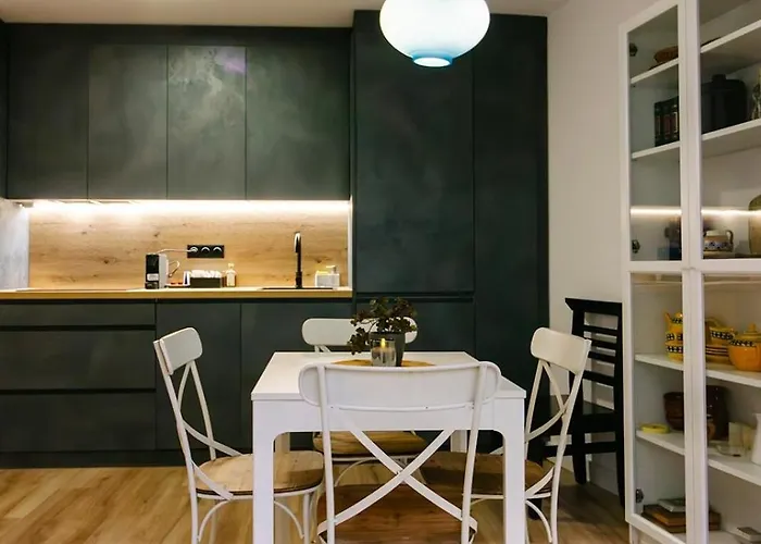 Refurbished 10' From The Centre Appartement *